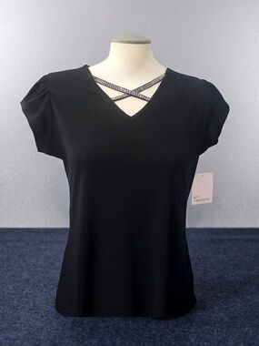 🎁 FREE W/ BUNDLE* NWT 89th & Madison Classic Black Glam Top